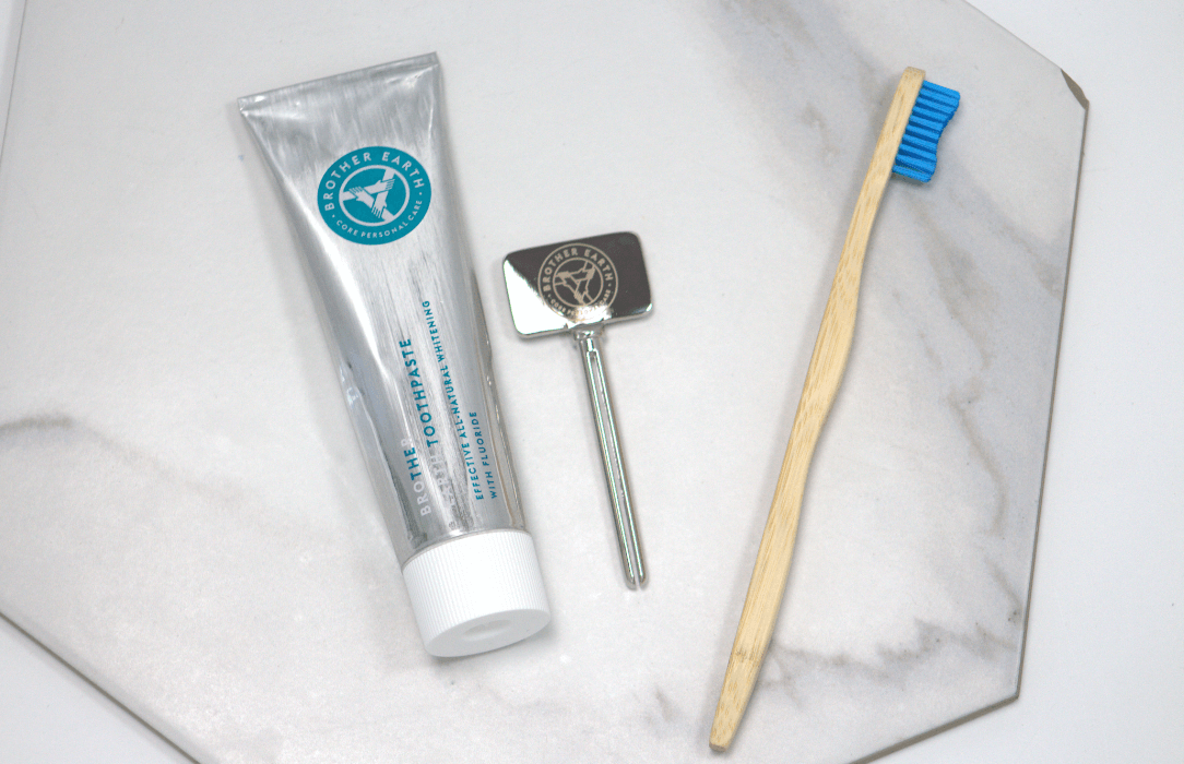 THE Natural Refresh Toothpaste and Deodorant Set